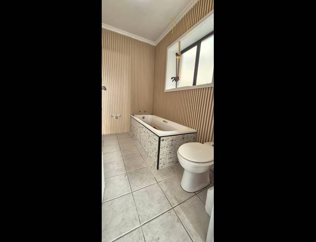 3 BEDROOM PROPERTY TO RENT IN SOMERSET WEST CENTRAL